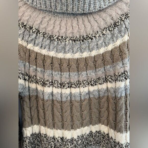 LOFT Fair Isle Turtleneck Cable Sweater Size M - Picture 2 of 4